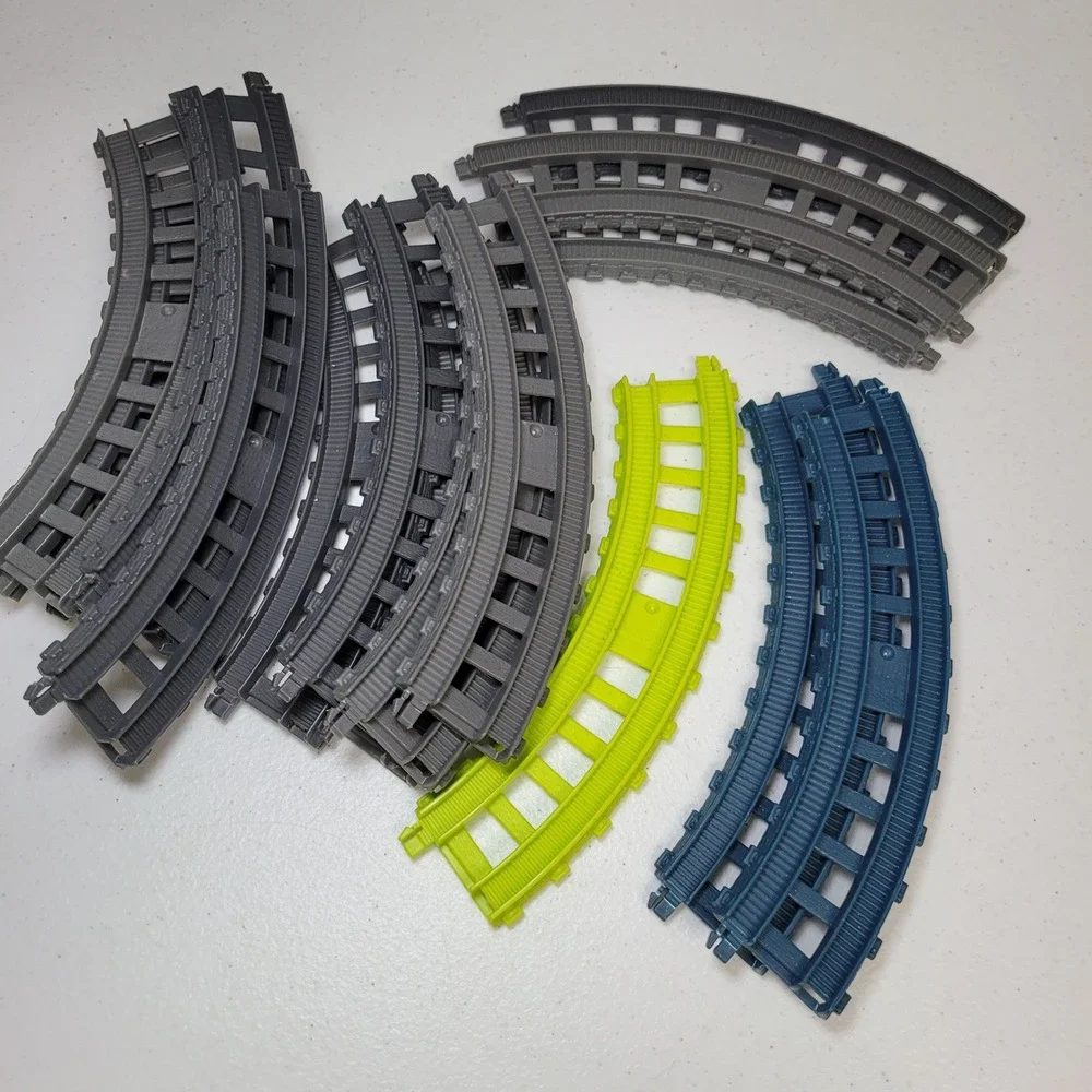 Thomas‎ Train Mixed Curve Replacement Track Pieces Gray Blue Neon
